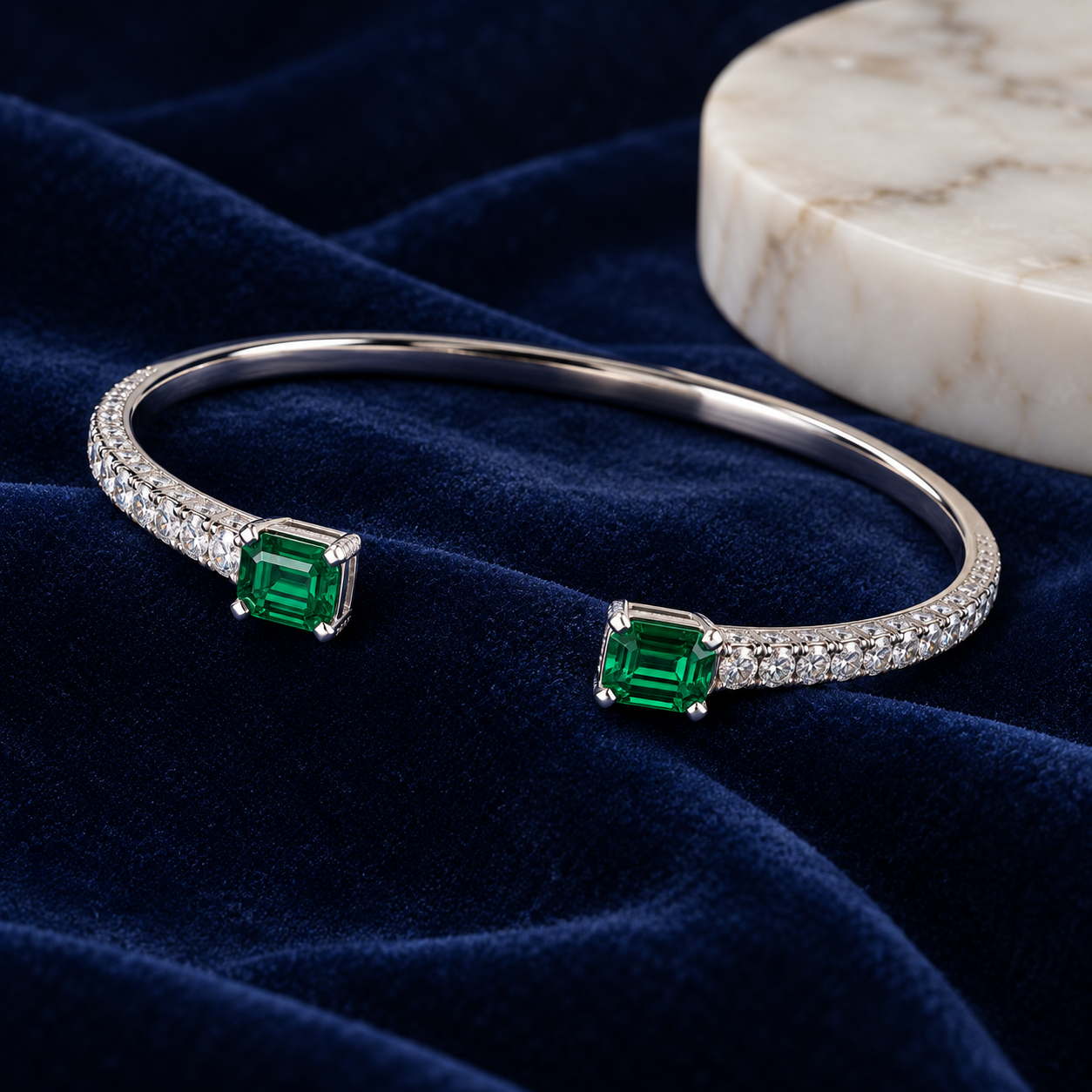 Propuesta: Brazalete Esmeralda abierto