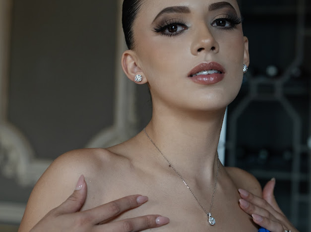 Propuesta: Collar Aura brillante