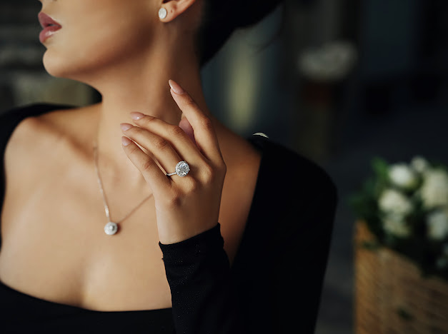 Propuesta: Collar Seda y luz